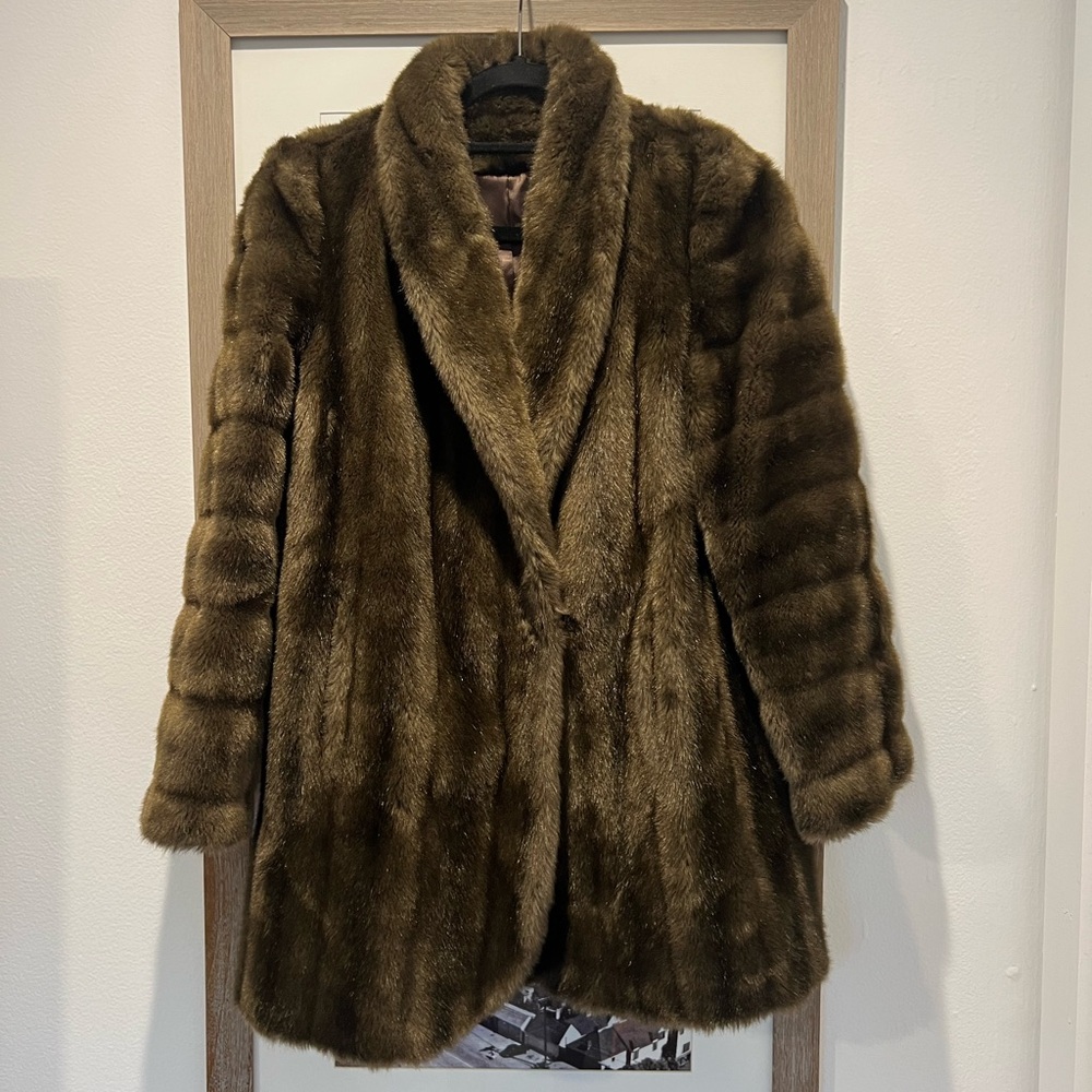 DARK BROWN FAUX FUR COAT